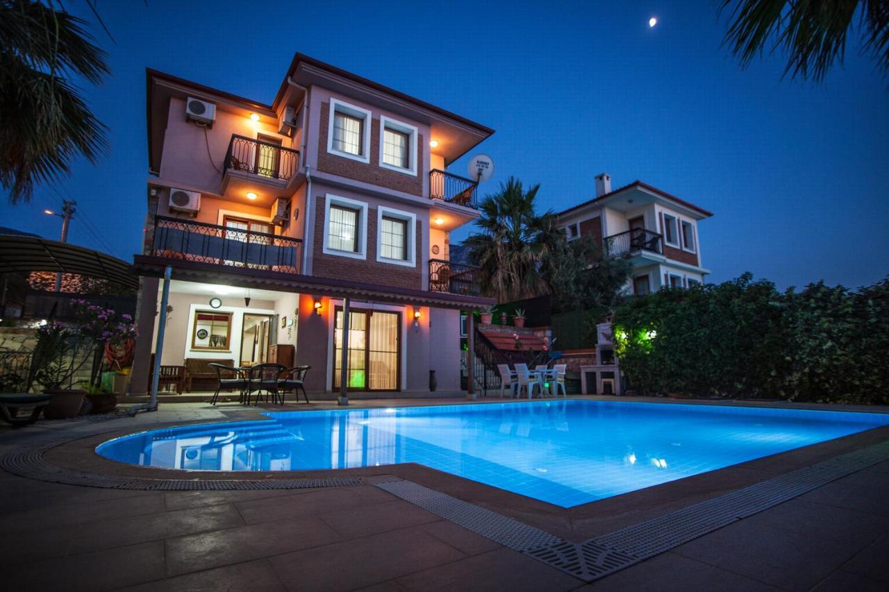 https://villa-ersak-oludeniz-fethiye.bookeder.com/data/Photos/OriginalPhoto/13028/1302832/1302832531/Villa-Ersak-Oludeniz-Fethiye-Exterior.JPEG